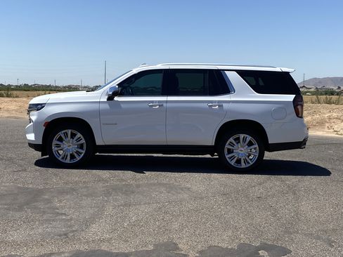 Used 2023 Chevrolet Tahoe Premier AWD/4WD image 6