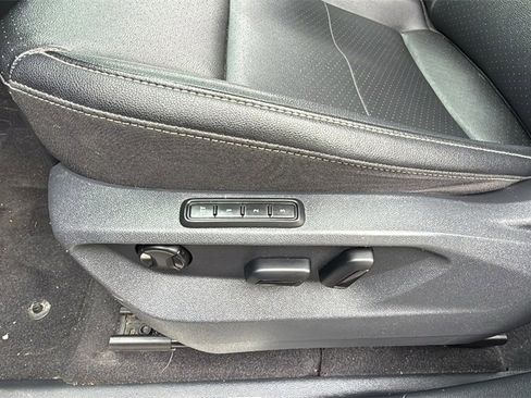 Used 2023 Volkswagen Atlas SEL image 24