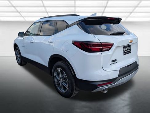 New 2026 Chevrolet Blazer LT w/ Convenience Package FWD image 2