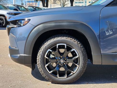 Used 2025 MAZDA CX-50 Meridian Edition image 9