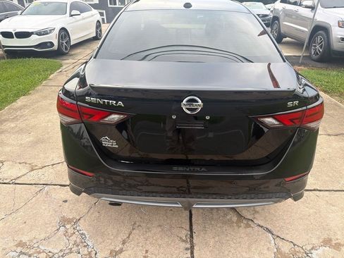 Used 2022 Nissan Sentra SR FWD image 12