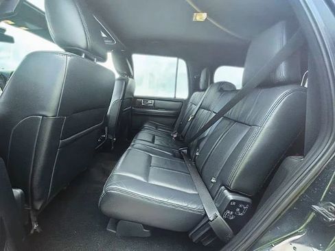 Used 2016 Lincoln Navigator Select image 8