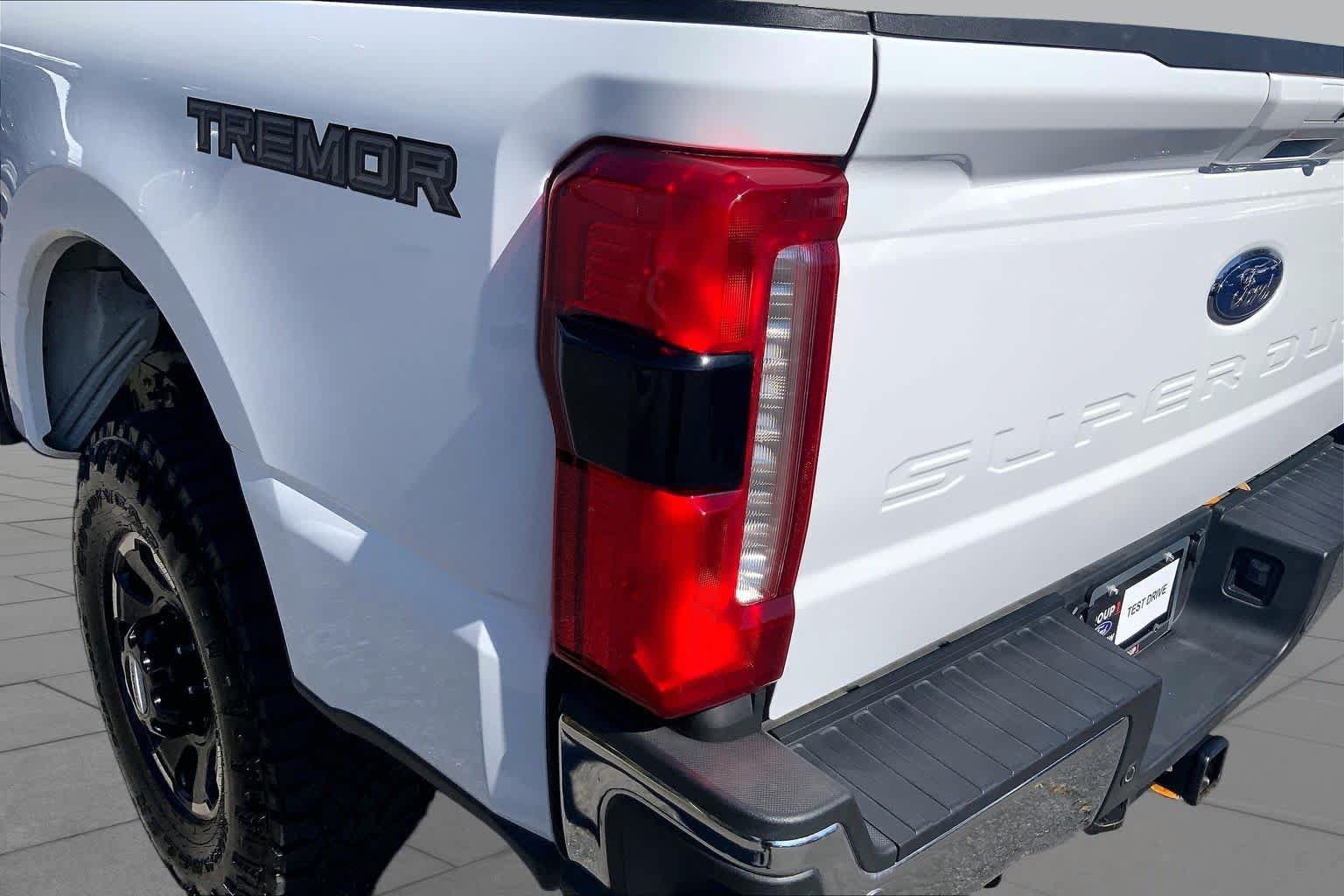 Used 2026 Ford F250 Lariat w/ Tremor Off-Road Package AWD/4WD image 27