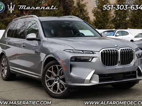Used 2023 BMW X7 xDrive40i w/ Premium Package image 1