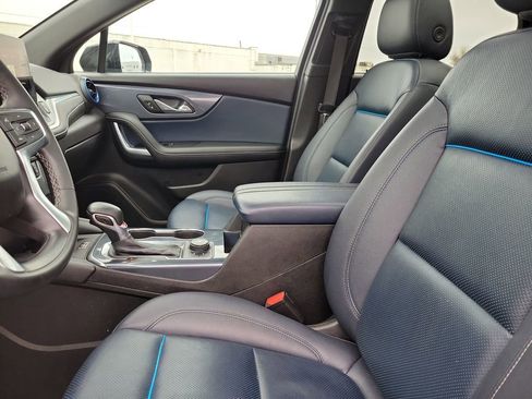 Certified 2025 Chevrolet Blazer RS AWD/4WD image 21