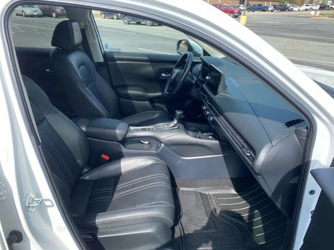 Certified 2024 Honda HR-V EX-L image 28