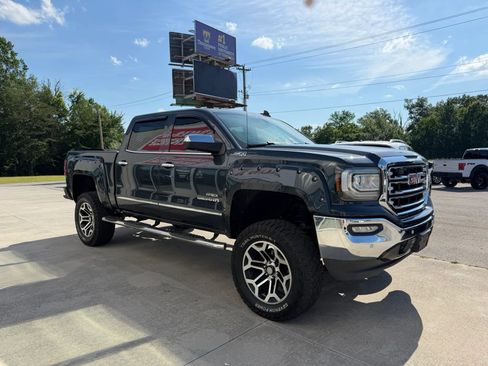 Used 2017 GMC Sierra 1500 SLT w/ SLT Premium Package AWD/4WD image 37