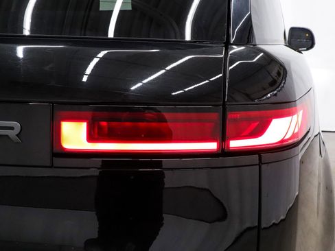 Used 2024 Land Rover Range Rover Sport Dynamic SE image 51