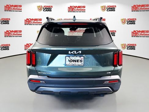 Used 2023 Kia Sorento X-Line EX AWD/4WD image 16