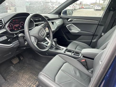 Used 2024 Audi Q3 2.0T Premium w/ Convenience Package image 10