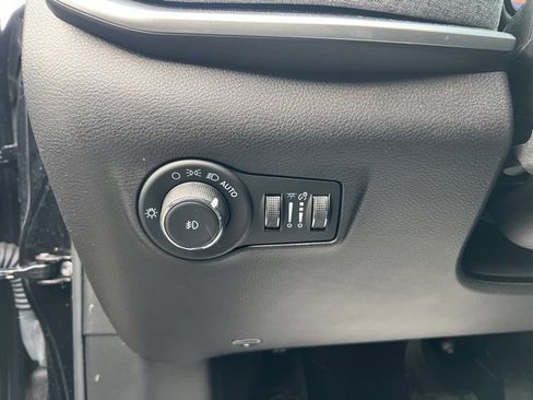 Used 2022 Jeep Compass Latitude w/ Convenience Group image 23