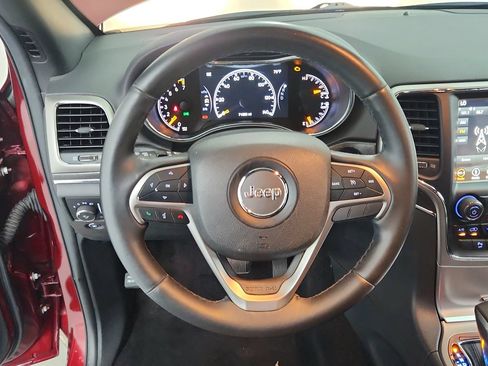 Used 2018 Jeep Grand Cherokee Limited AWD/4WD image 19