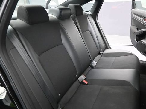 Used 2023 Honda Civic Sport image 23