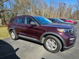 Used 2022 Ford Explorer XLT w/ Equipment Group 202A image 5