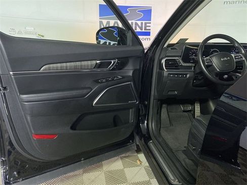 Used 2024 Kia Telluride SX image 29
