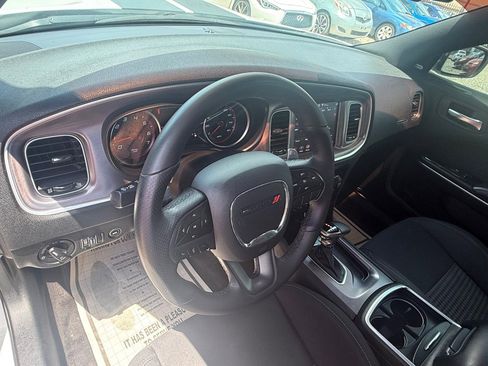 Used 2019 Dodge Charger R/T image 13