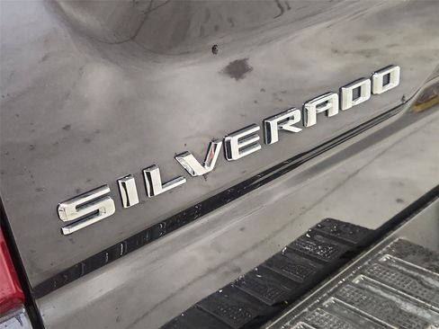 Used 2023 Chevrolet Silverado 1500 ZR2 w/ Technology Package AWD/4WD image 33