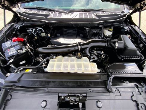 Used 2022 Ford F150 Lariat AWD/4WD image 32