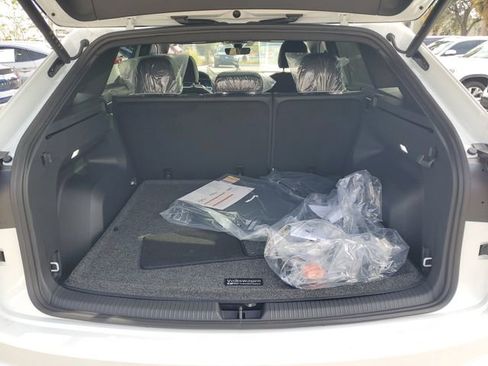 New 2026 Volkswagen Atlas Cross Sport SEL Premium R-Line image 8