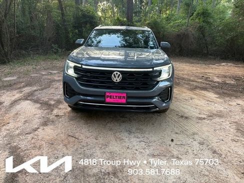 Used 2025 Volkswagen Atlas Cross Sport SEL Premium R-Line AWD/4WD image 2