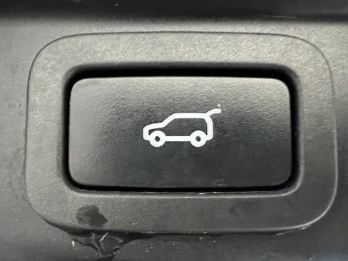 Used 2019 Land Rover Range Rover Sport HSE Dynamic image 37