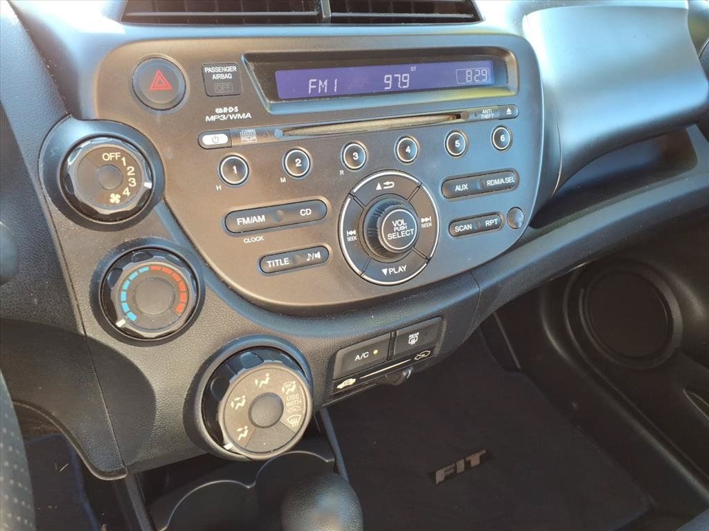 Used 2013 Honda Fit Sport image 31