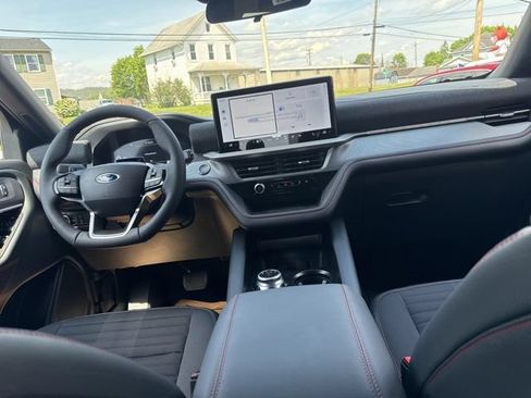 New 2026 Ford Explorer ST-Line AWD/4WD image 36
