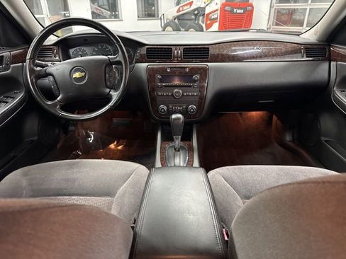 Used 2013 Chevrolet Impala LT w/ LT Sunroof Package image 28