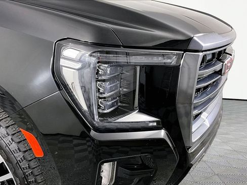 Certified 2023 GMC Yukon XL AT4 w/ AT4 Premium Plus Package AWD/4WD image 31