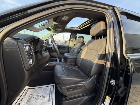 Used 2021 GMC Sierra 2500 Denali w/ Denali Black Diamond Edition image 11
