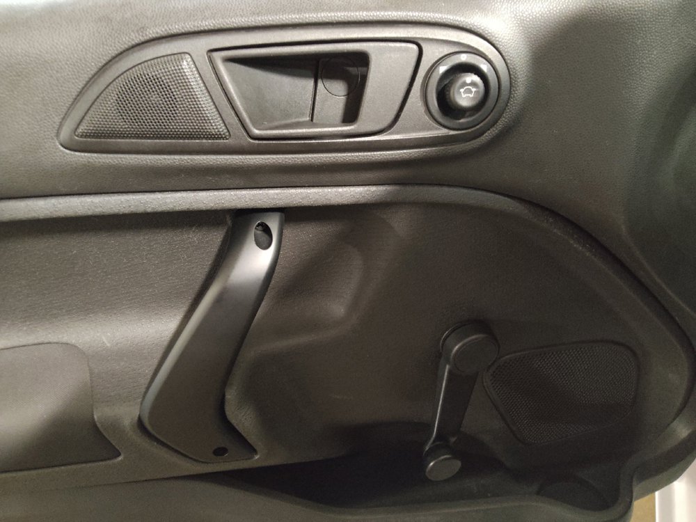 Used 2015 Ford Fiesta S FWD image 27