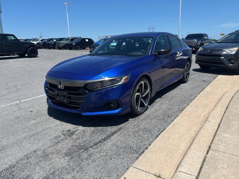 Used 2021 Honda Accord Sport image 1