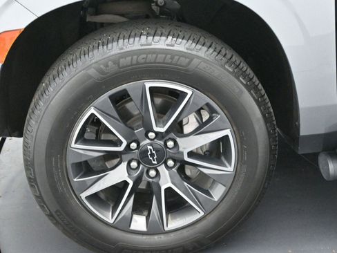 Used 2023 Chevrolet Tahoe Z71 image 39