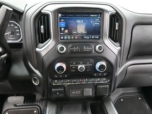 Used 2023 GMC Sierra 3500 AT4 w/ AT4 Premium Plus Package image 21