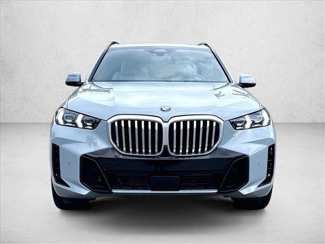 Certified 2024 BMW X5 xDrive40i w/ M Sport Package AWD/4WD image 3