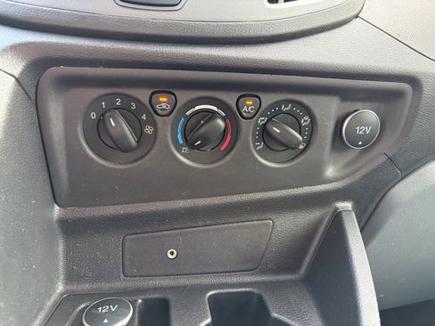 Used 2018 Ford Transit 250 148 Low Roof image 29