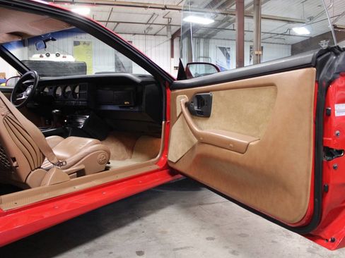 Used 1988 Pontiac Firebird Trans Am image 22