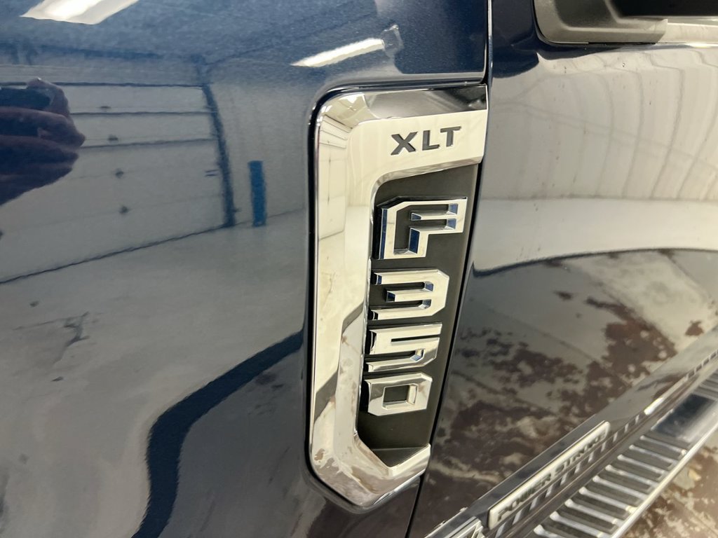 Used 2020 Ford F350 XLT w/ XLT Premium Package AWD/4WD image 26