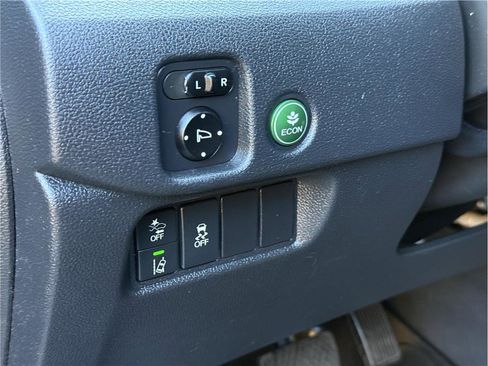 Used 2019 Honda Passport Sport image 16