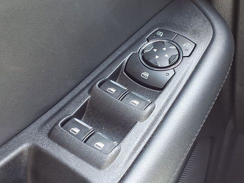 Used 2024 Ford Edge SE AWD/4WD image 19