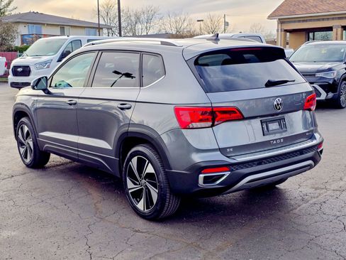 Used 2024 Volkswagen Taos SE w/ Panoramic Sunroof Package AWD/4WD image 13