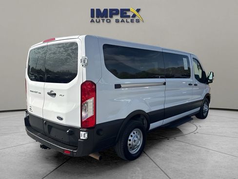 Used 2022 Ford Transit 350 XLT image 5