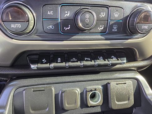 Used 2019 GMC Sierra 2500 Denali image 16