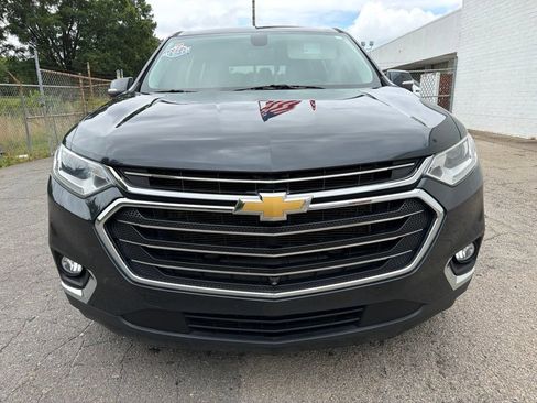 Used 2021 Chevrolet Traverse LT w/ LT Premium Package FWD image 7