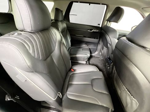 Used 2023 Hyundai Palisade Limited AWD/4WD image 28