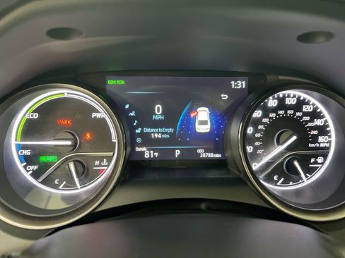 Used 2024 Toyota Camry XSE w/ Navigation Package FWD image 12