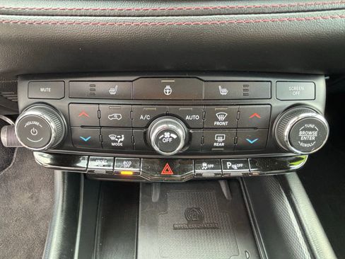 Used 2021 Dodge Durango R/T image 13