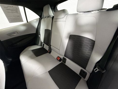 Used 2022 Toyota Corolla SE image 25