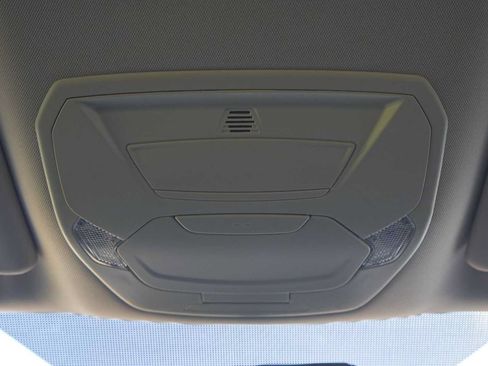 Used 2017 Ford Escape SE FWD image 25