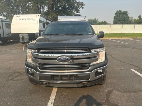 Used 2019 Ford F150 Lariat w/ FX4 Off-Road Package AWD/4WD image 3